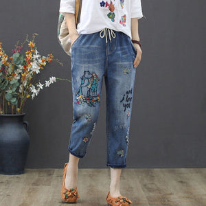 Retro Style Embroidered Loose Jeans